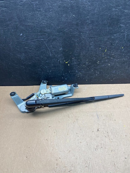 2006 to 2014 Subaru Tribeca Wiper Arm Motor Windscreen Window Rear Oem R6427 PS0