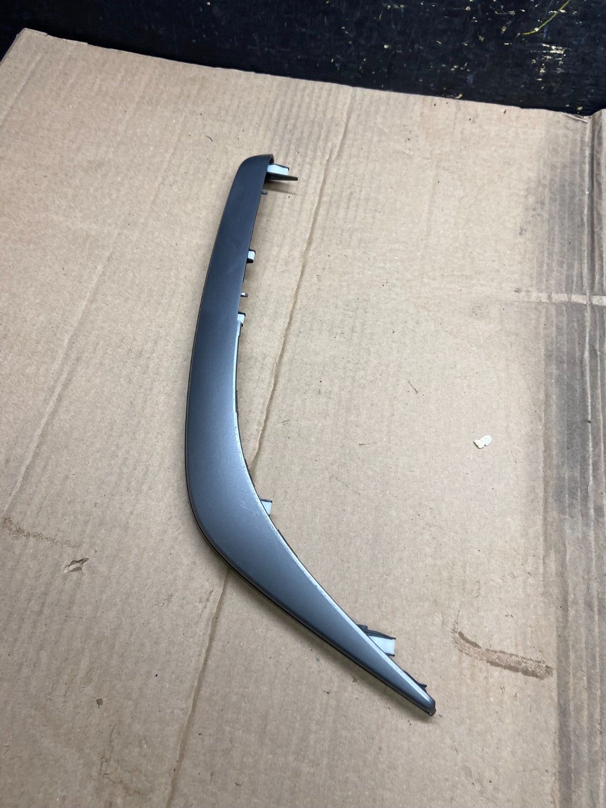 2010 2011 2012 Mazda CX-7 Left Driver Side Bezel Center Console X1689 DG1