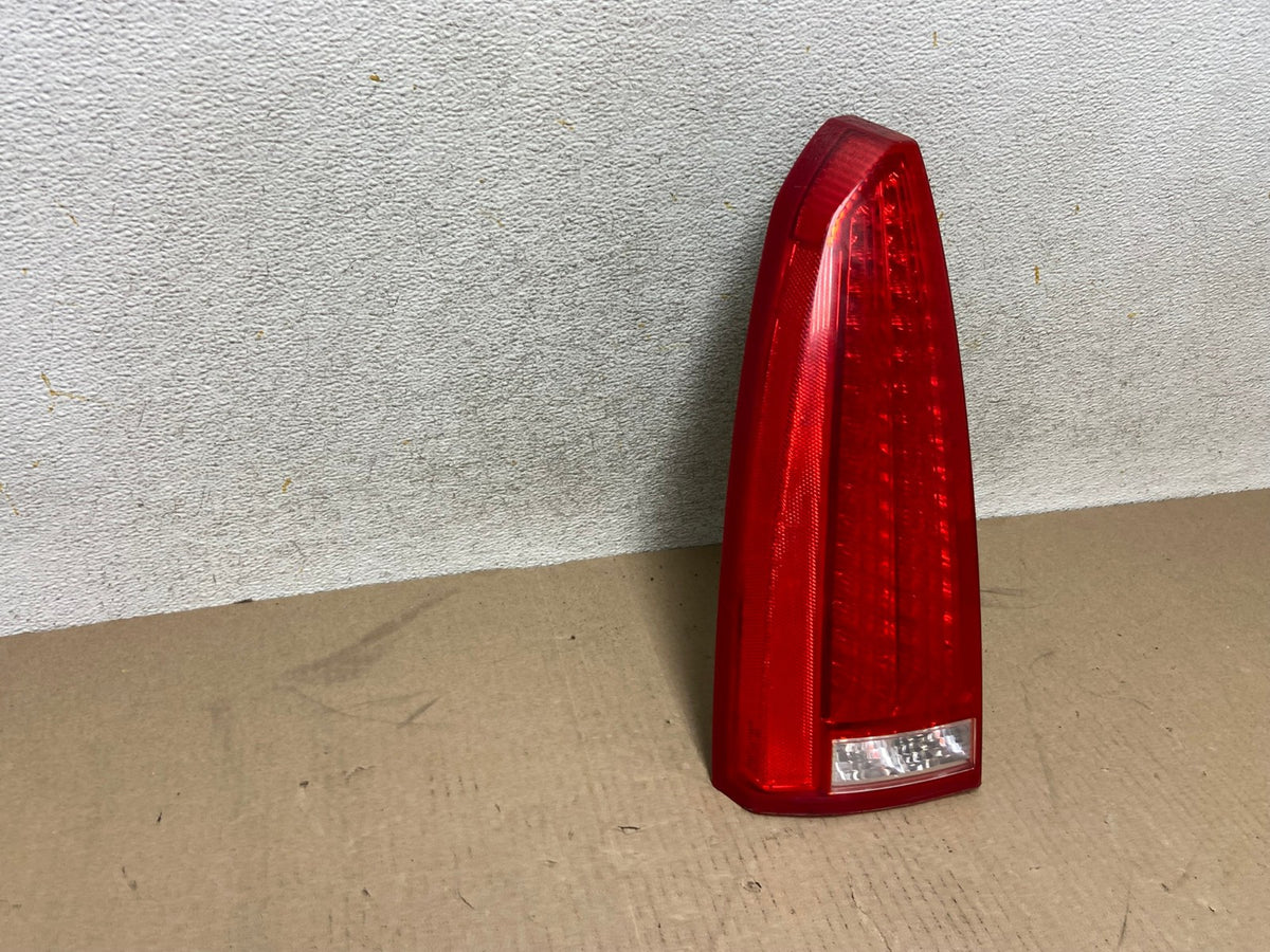 2006 to 2011 Cadillac DTS Left Driver Lh Side LED Tail light AH6762 LK1