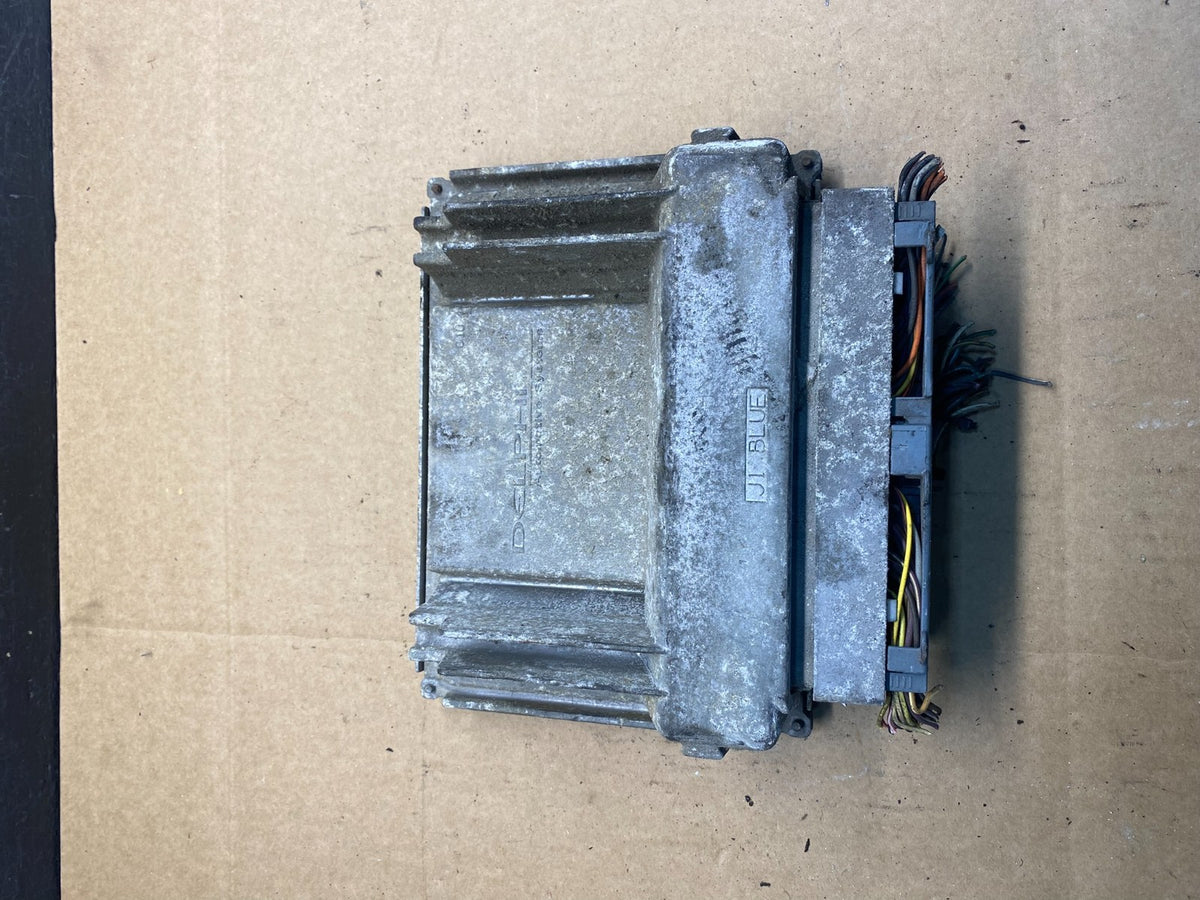 2001-2002 Silverado Tahoe Engine Computer Module 12200411 ECM ECU ag9594 DG1