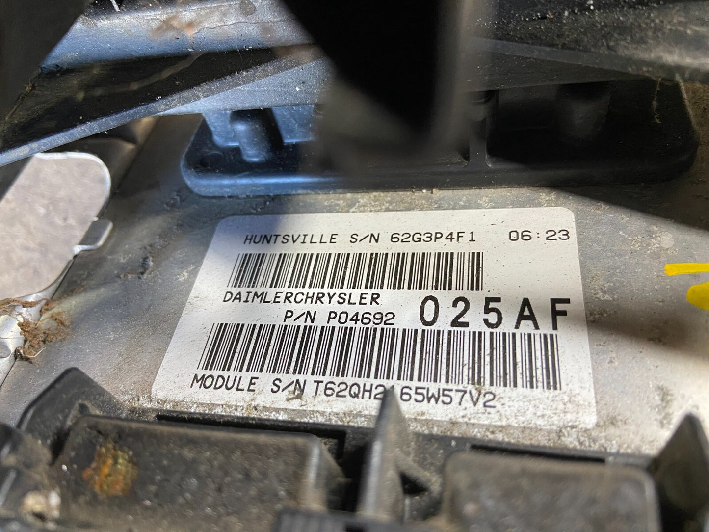 2007 Jeep Grand Cherokee Body Control Module BCM Power Fuse Box N0317 PS3