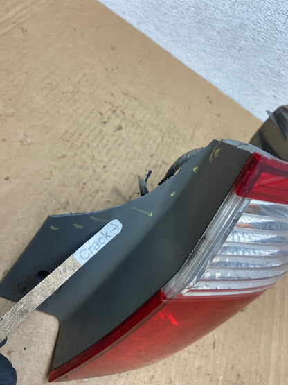 2005 2006 2007 Honda Odyssey Right Passenger RH Side Tail Light AD3206 LK4
