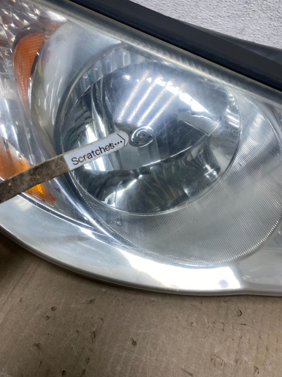 2007 2008 2009 2010 Hyundai Elantra Right Passenger Side Headlight AE7011 DW3