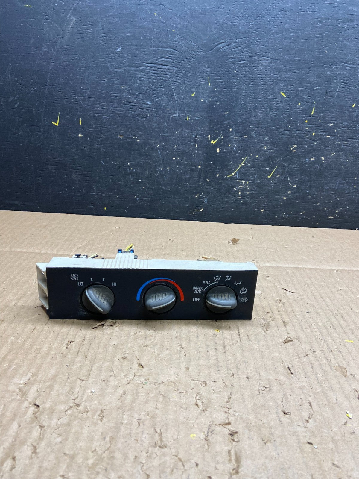 2001 - 2007 GMC Chevrolet Express 1500 Climate Control A/C V1403 DG0