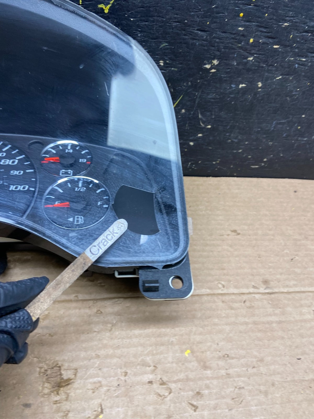 2010 - 2012 Chevrolet Express 2500 3500 Speedometer Cluster Gauge OEM W3361 DG2