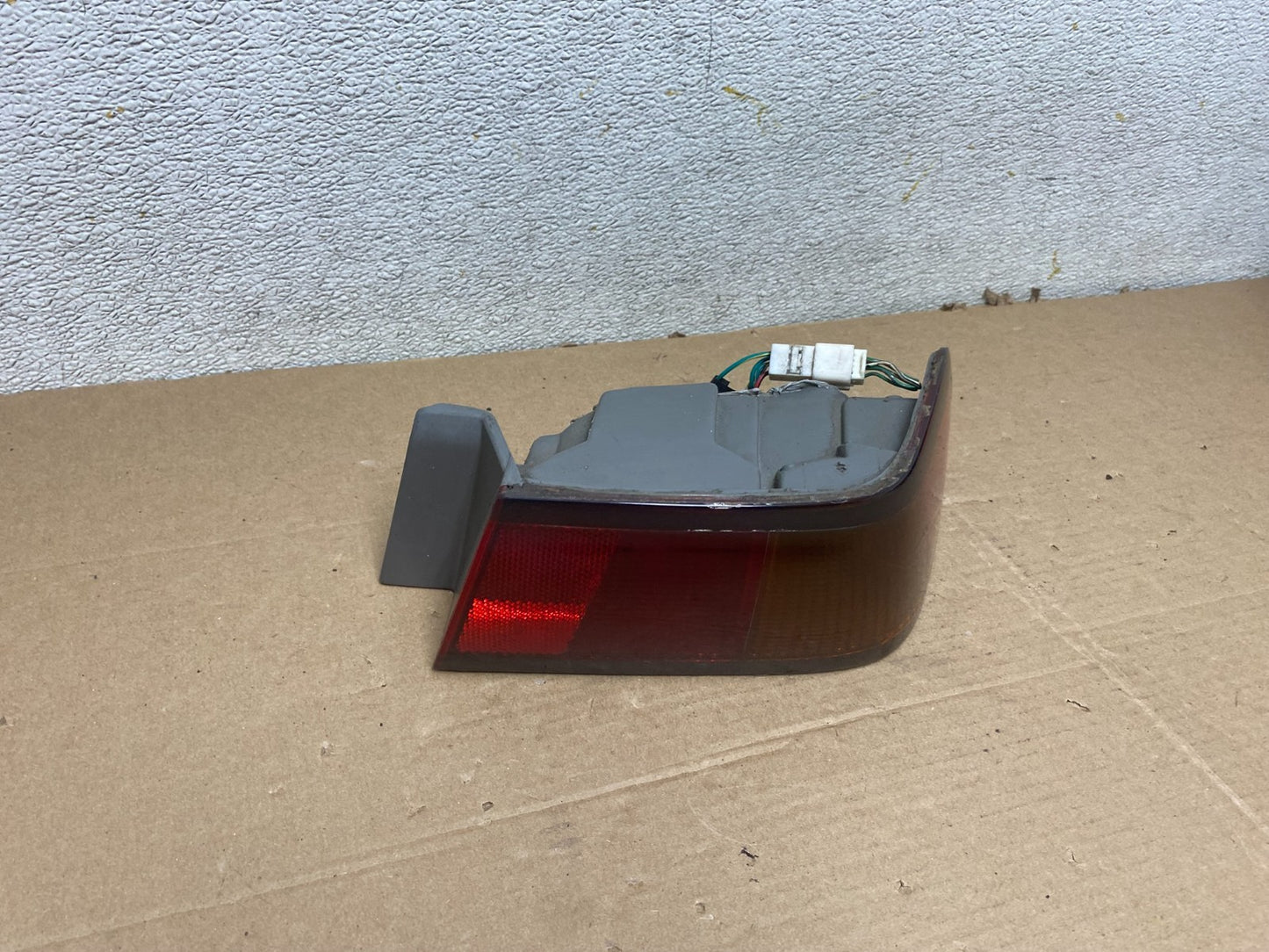 1997 1998 1999 Toyota Camry Tail Light Right Passenger Rh Side Oem Q8988 DW2