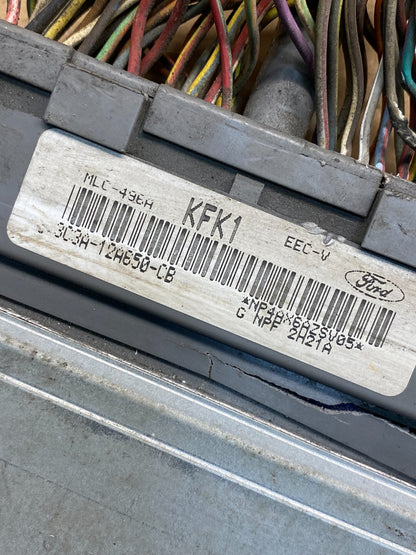 2003 Ford F250 F350 SD 5.4l ECU ECM Engine Computer Module AI9820 DW2