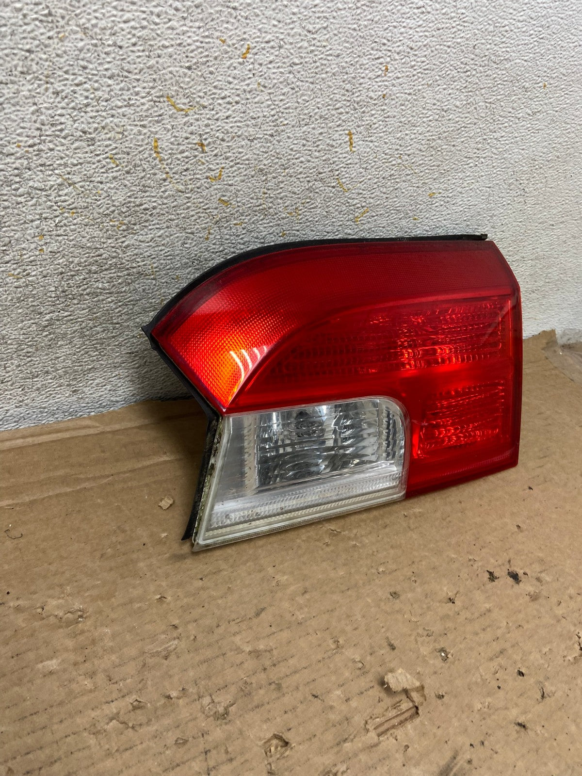2010 - 2017 GMC Terrain Tail Light Inner Right Passenger Rh AH8936 LK2