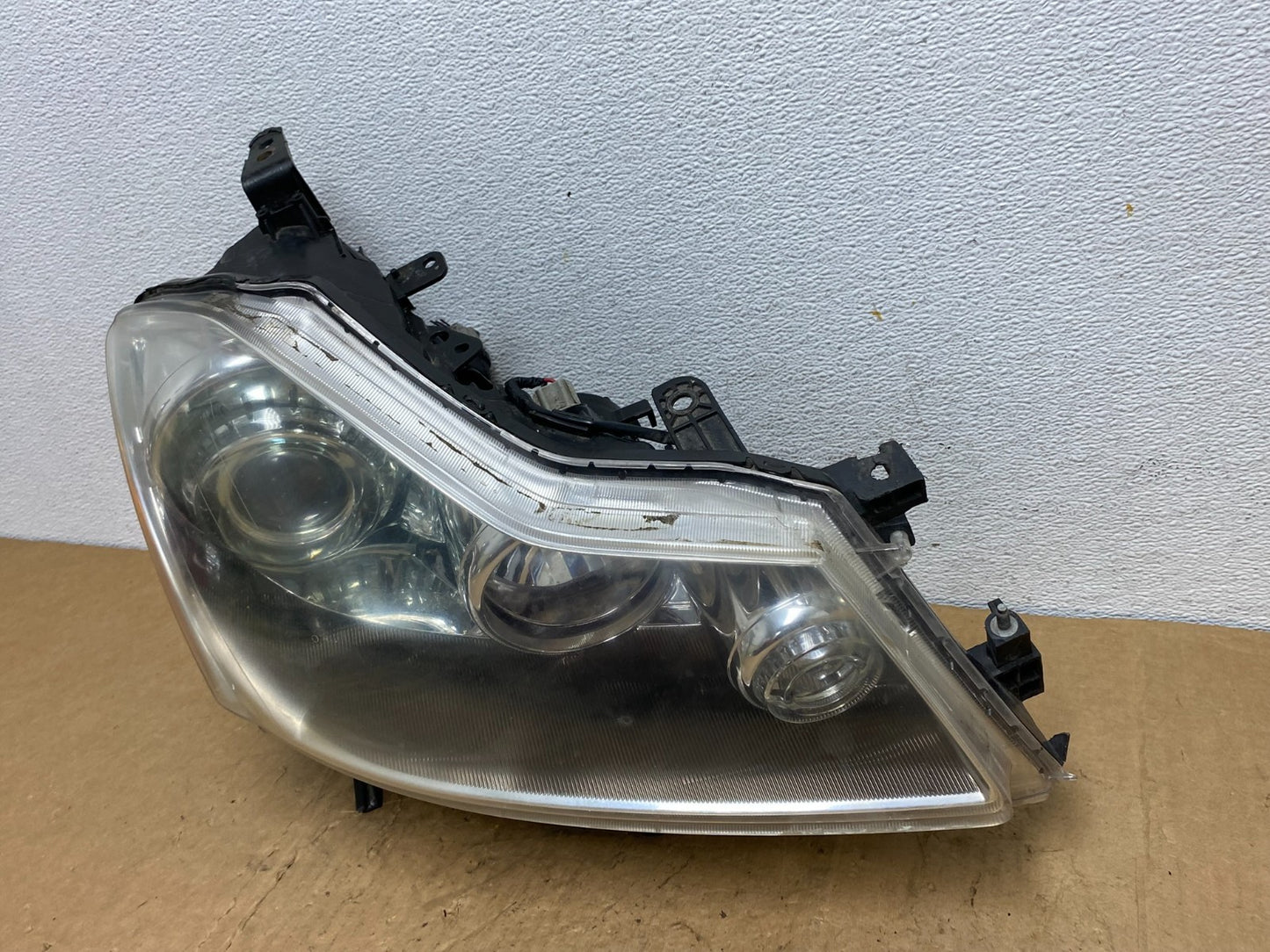 2006 to 2010 Infiniti M35 Right Passenger Rh Xenon HID Headlight AD1389 DW1