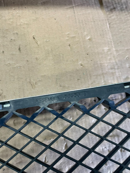 2007 to 2014 Chevrolet Avalanche Front Upper Lower Set Grill Grille N5625 PS14