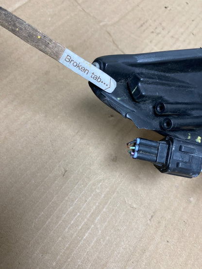 2010 - 2013 Mazda 3 Halogen Right Passenger Rh Side Headlight AI1186 DW6