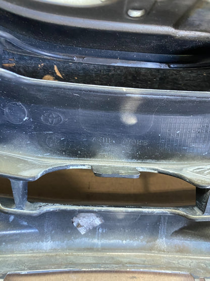 2009 to 2012 Toyota Venza Front Upper Grill Grille Oem R2159 DG11