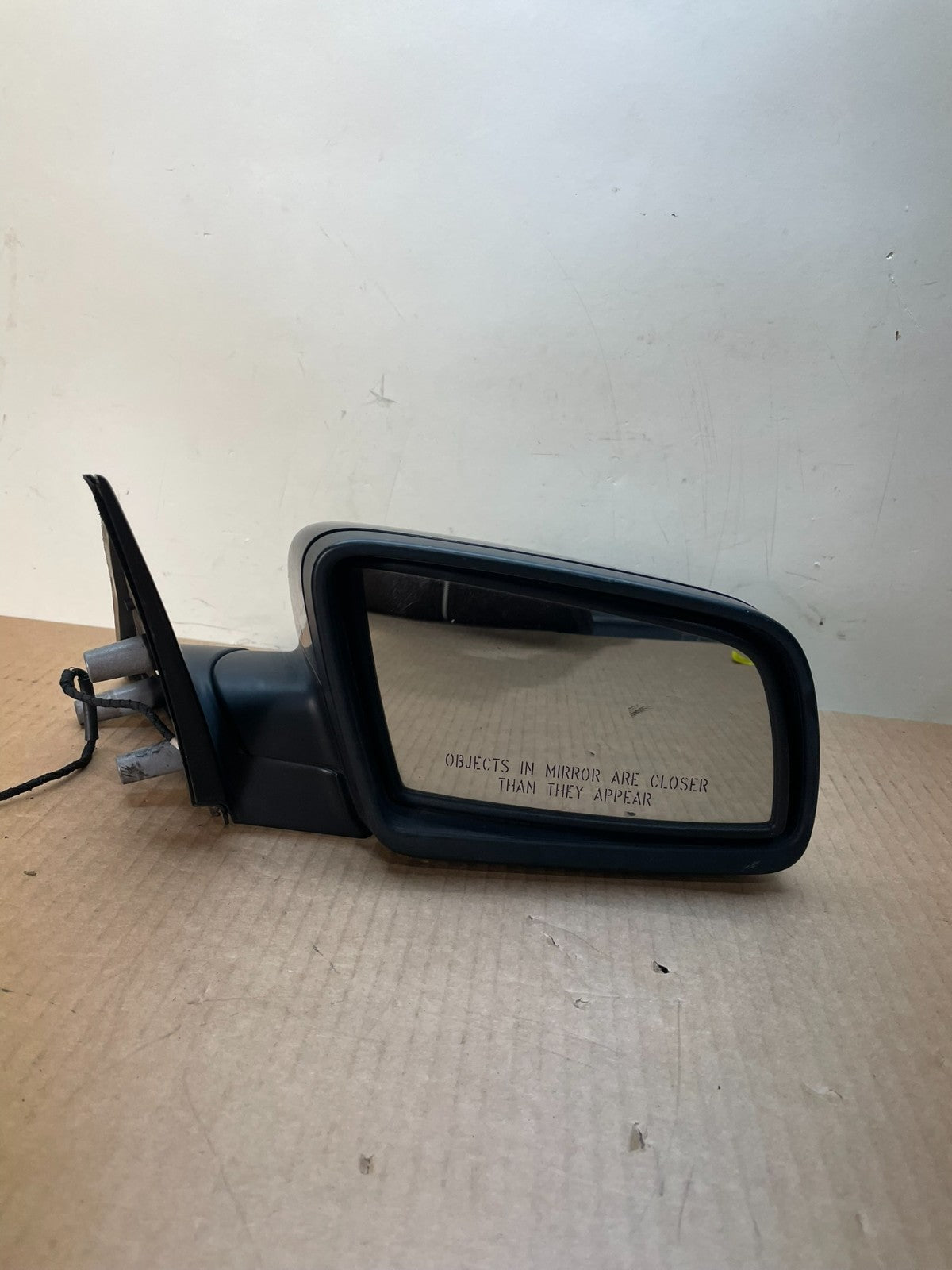 2006 - 2010 BMW 528i 530i 535i Right Passenger Door View Mirror AJ1083 DG9
