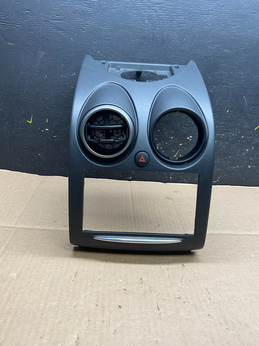OEM 2011 2012 2013 Nissan Rogue Dash Upper Center Radio Bezel Trim Y2165 DG0