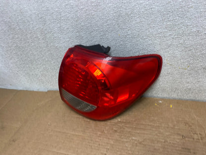 2008 to 2017 Toyota Sequoia Right Passenger RH Tail Light Oem z2610 DG1