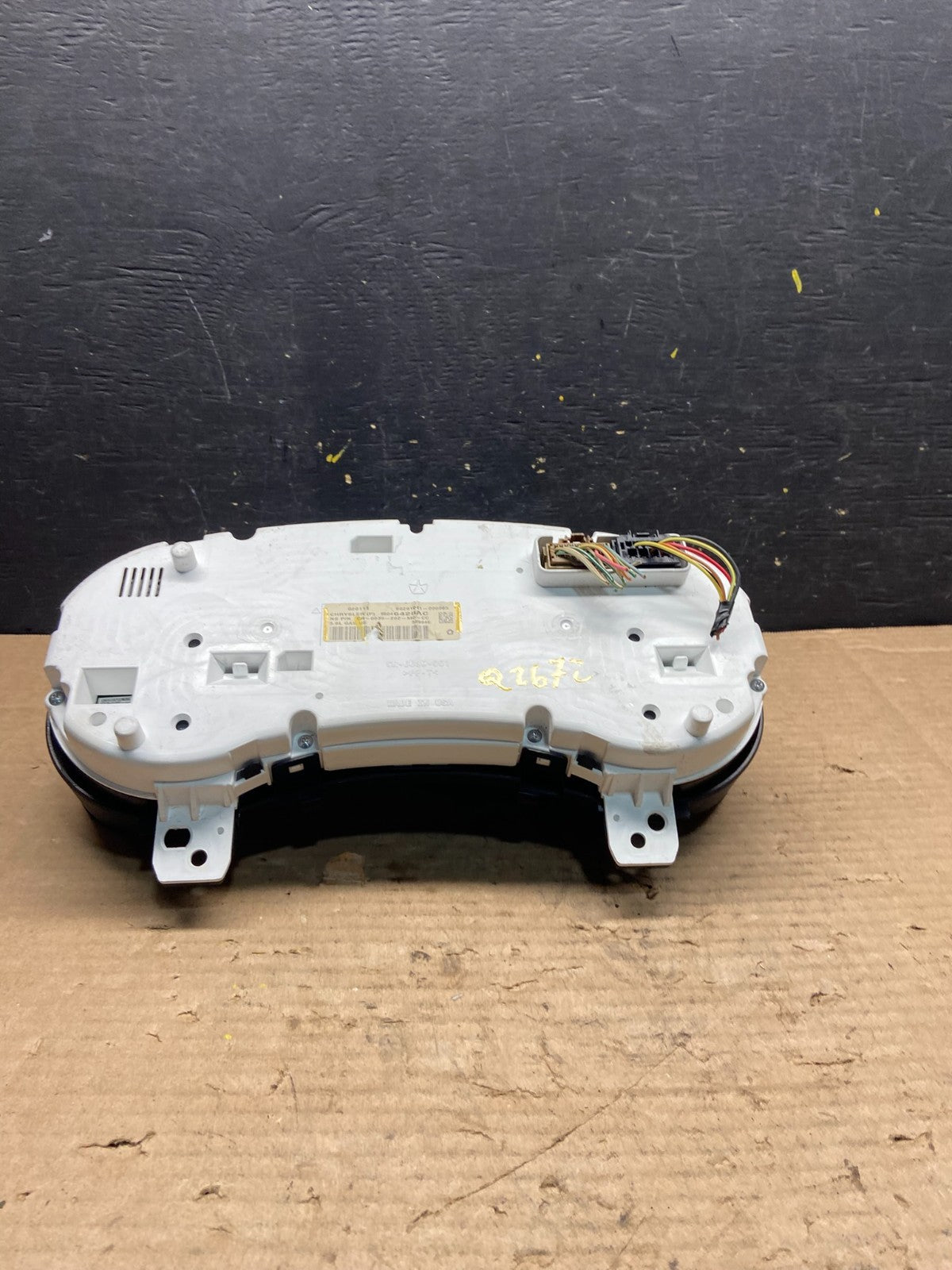 2011 Jeep Grand Cherokee 3.6L Speedometer Gauge Cluster OEM Q2672 DG5