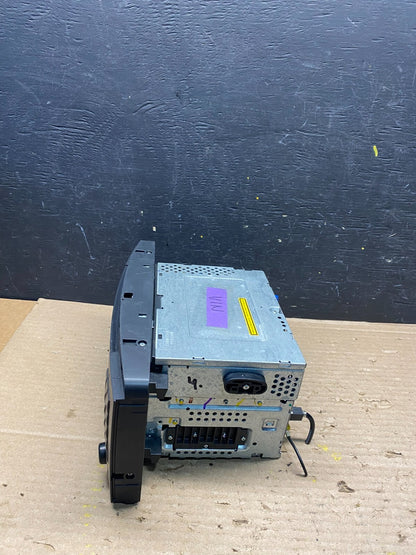 2006-2009 Mercedes W251 R350 Head Command Navigation Radio 6 CD Player j9493 DG1