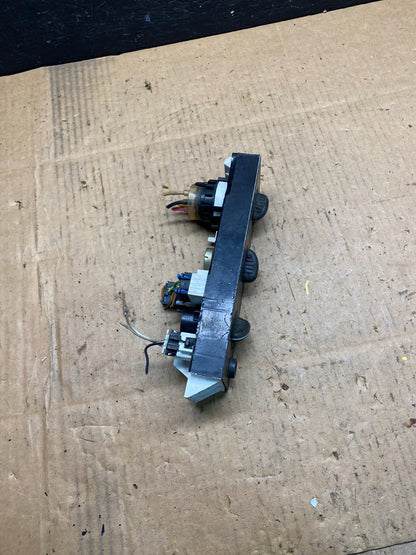 2001 - 2007 GMC Chevrolet Express 1500 Climate Control A/C N5151 DG3
