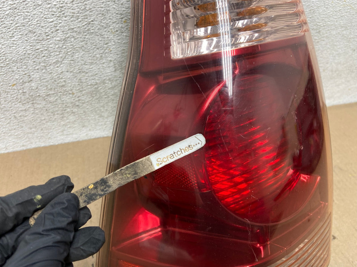 2003 2004 2005 Toyota 4Runner Left Driver LH Side Tail Light AH5845 LK3