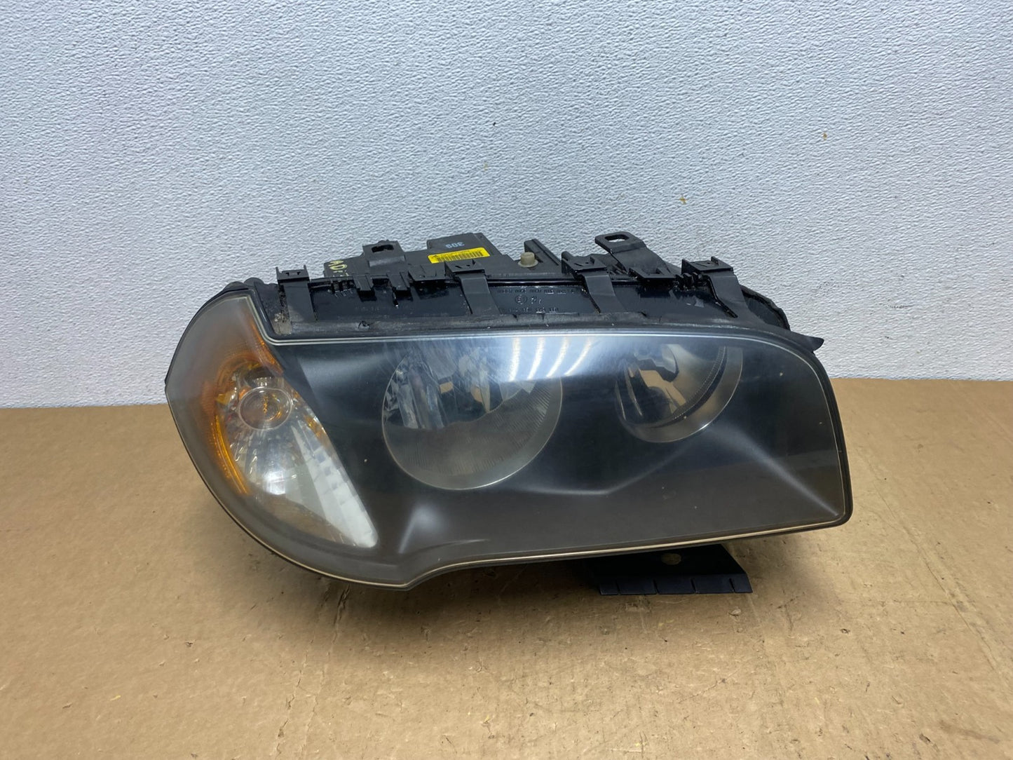 2004 to 2006 Bmw X3 Right Passenger Rh Halogen Headlight AD1382 DW0
