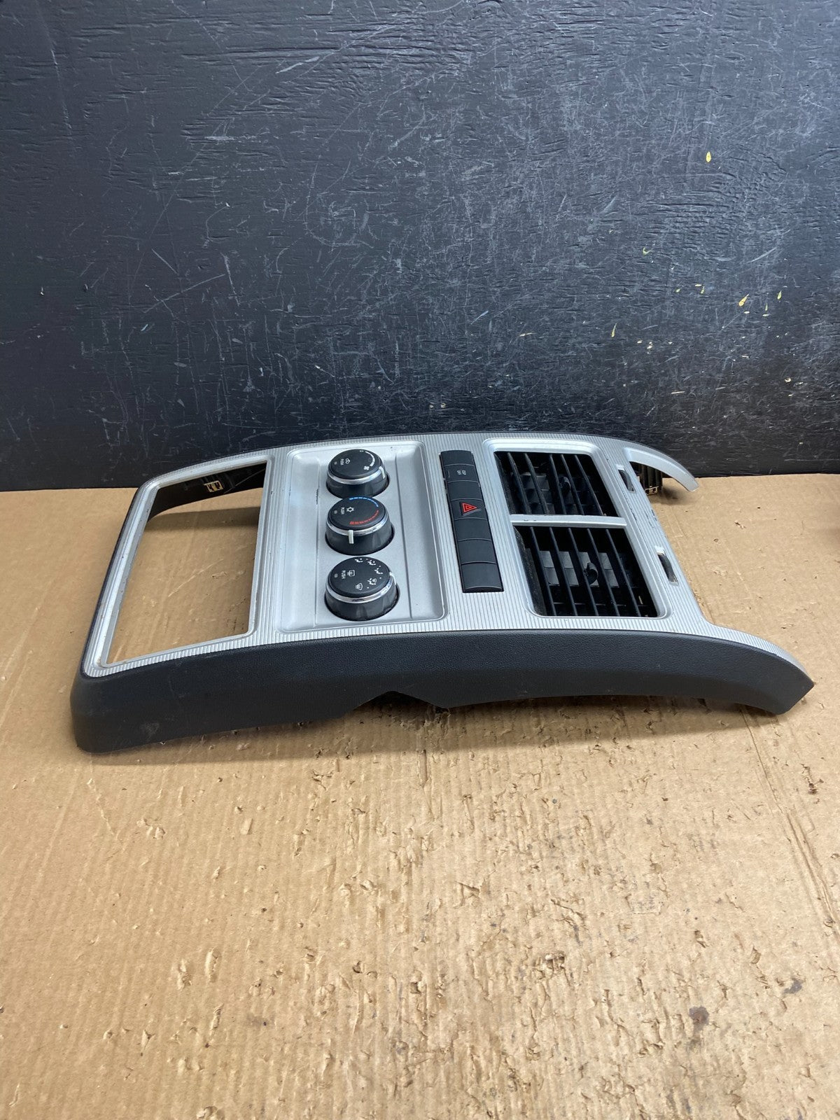 2009 2010 Dodge Journey Center Dash A/C AC Climate Control Bezel Trim AF1501 DG2