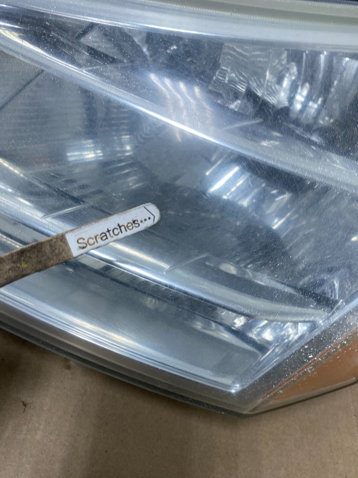 2008 2009 2010 2011 Ford Focus Left+Right Headlights Halogen AG5893 DW4