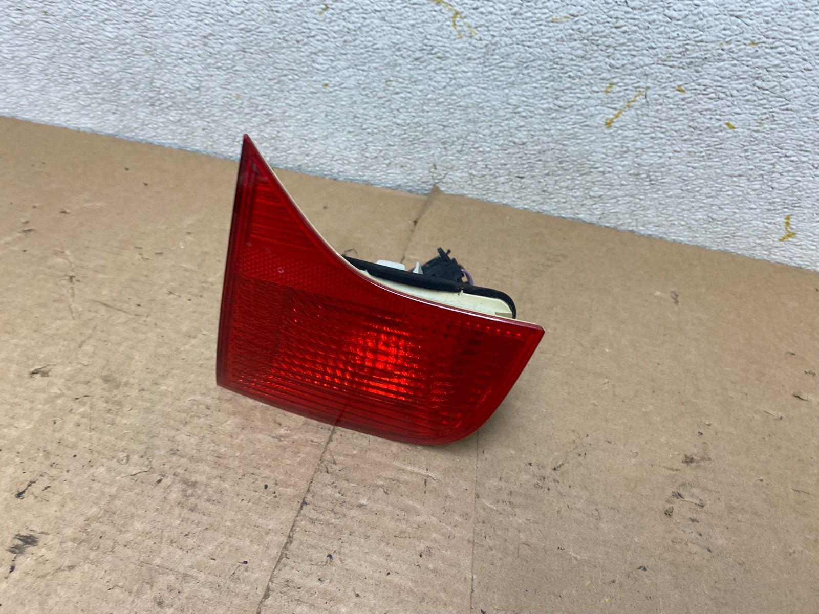 2004-2008 Audi A4 Sedan Right Passenger RH Side Inner Tail Light OEM P2626 DW1