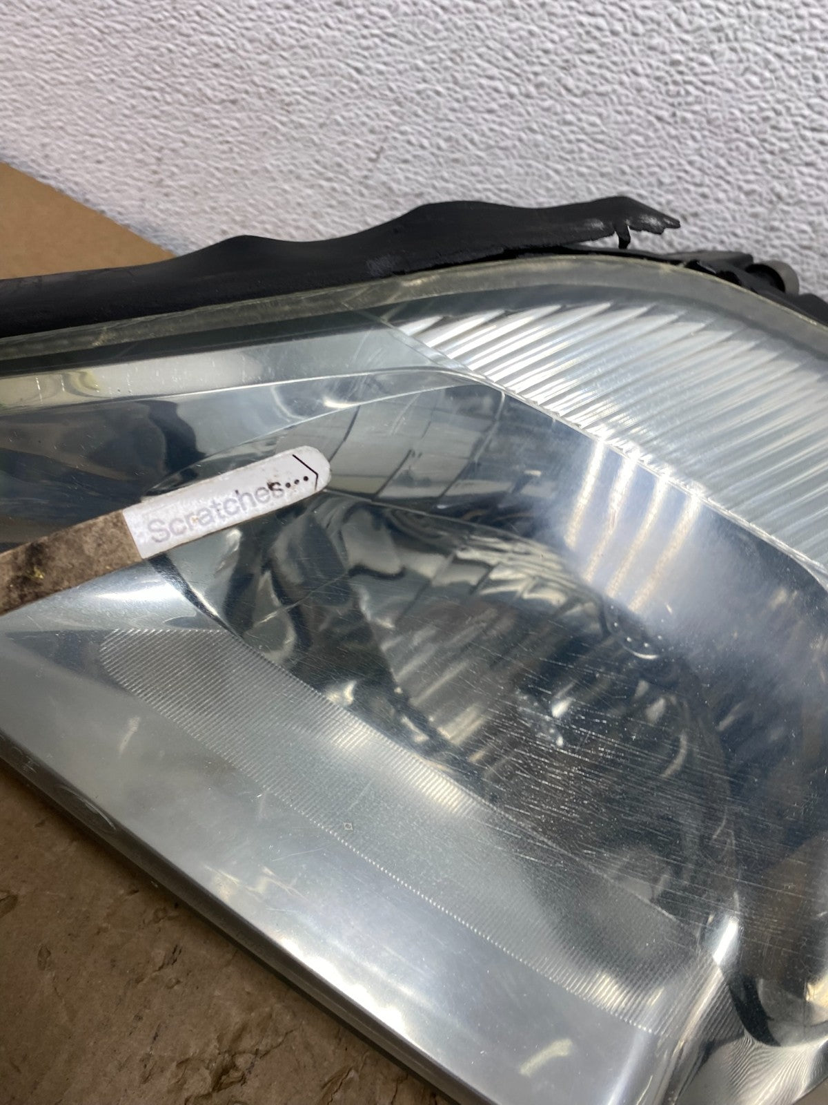 2000 to 2005 Mercury Sable Left Driver LH Side Halogen Headlight AD8797 DW3