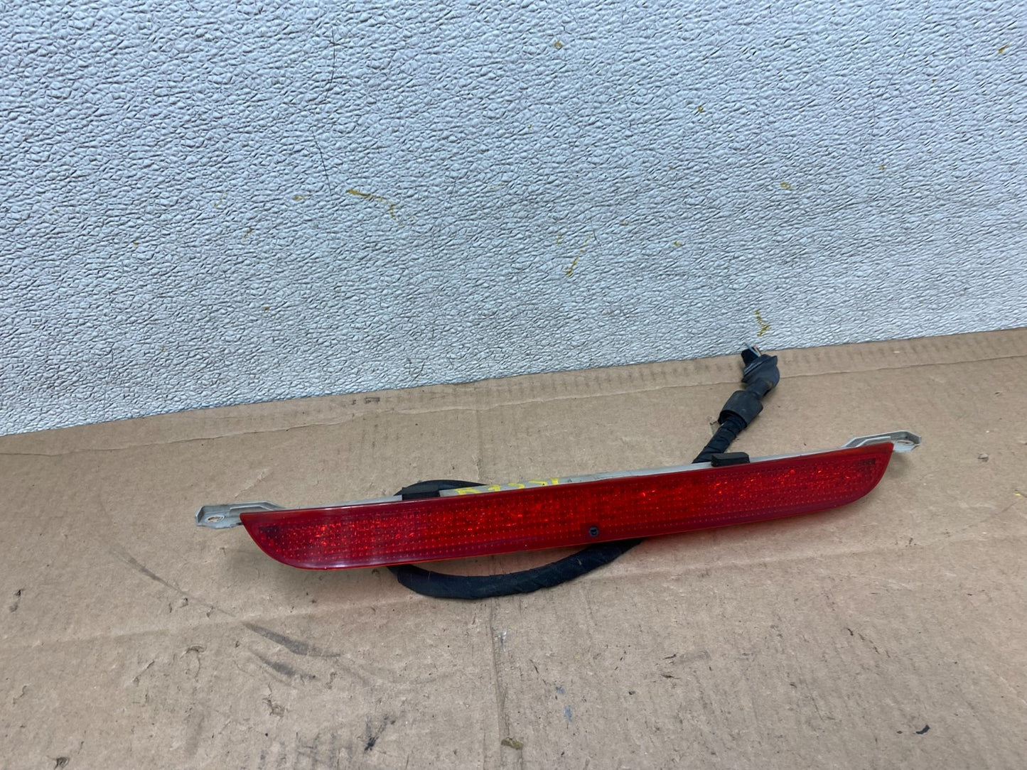 2007 to 2010 Bmw X5 E70 Third 3rd Brake High Mount Upper Tail Light Oem R75510