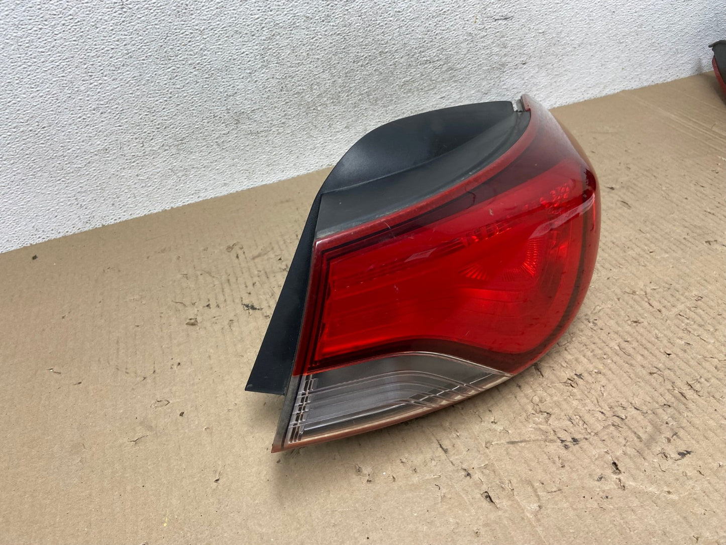 2014 2015 2016 Hyundai Elantra Sedan Right Passenger RH Tail Light AF7034 LK2