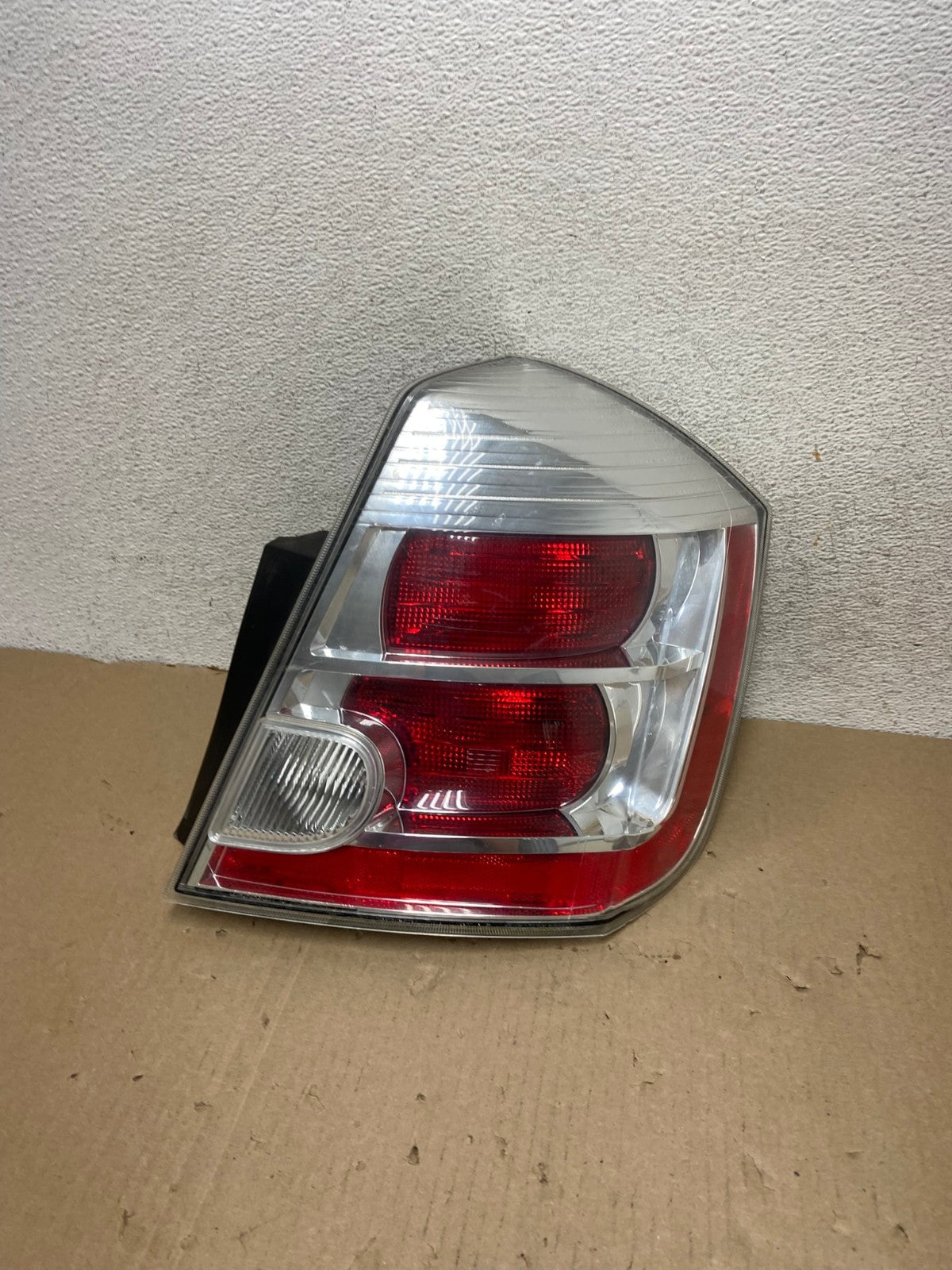 2007 to 2012 Nissan Sentra Right Passenger Rh Side Tail Light AG6882 LK0