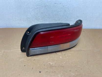 1995 - 1997 Toyota Avalon Right Passenger RH Side Tail Light AD3922 LK2