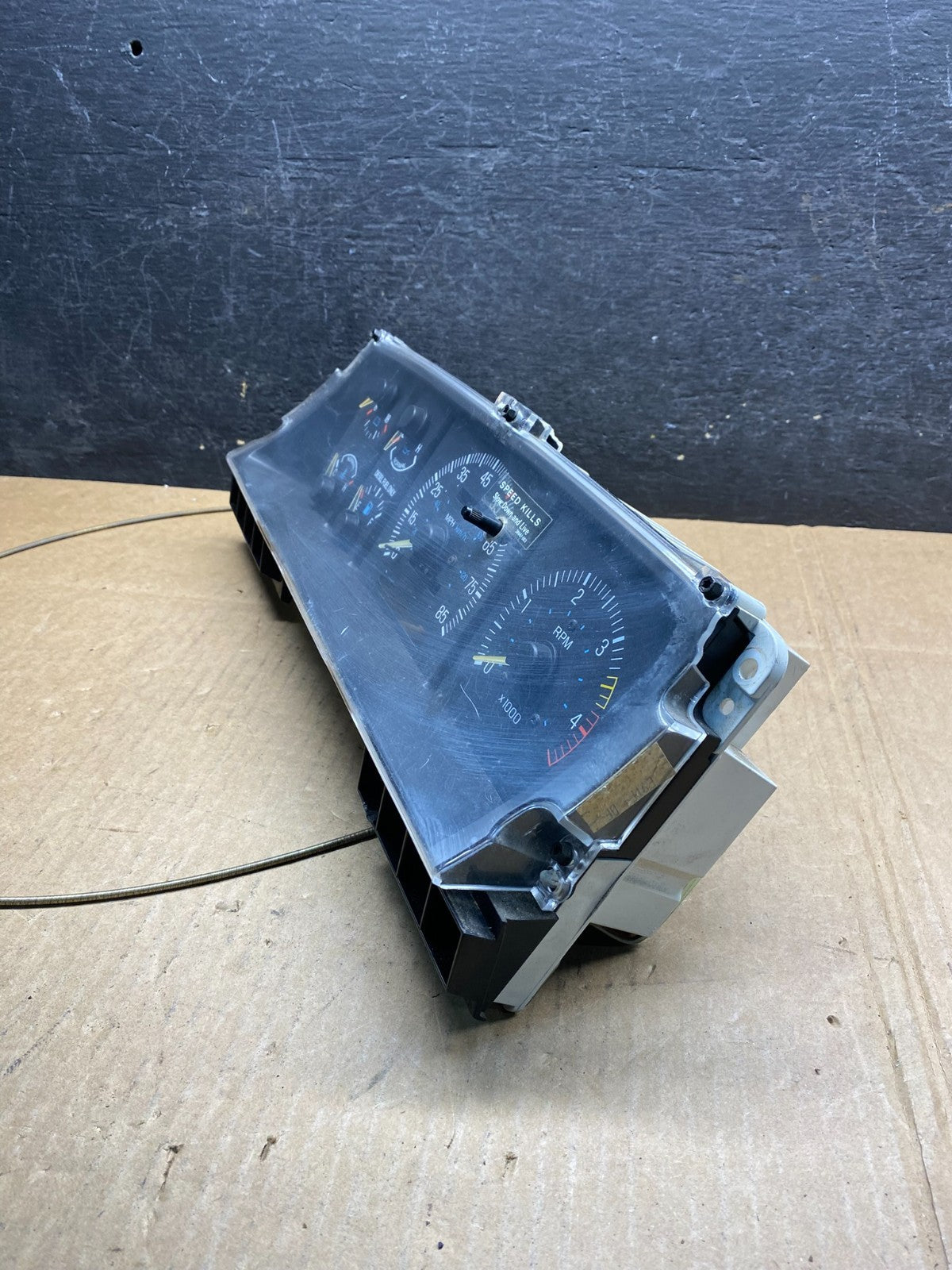 1987 to 1991 Ford F250 F350 Speedometer Cluster Gauge AI9745 DW2