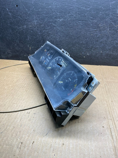 1987 to 1991 Ford F250 F350 Speedometer Cluster Gauge AI9745 DW2