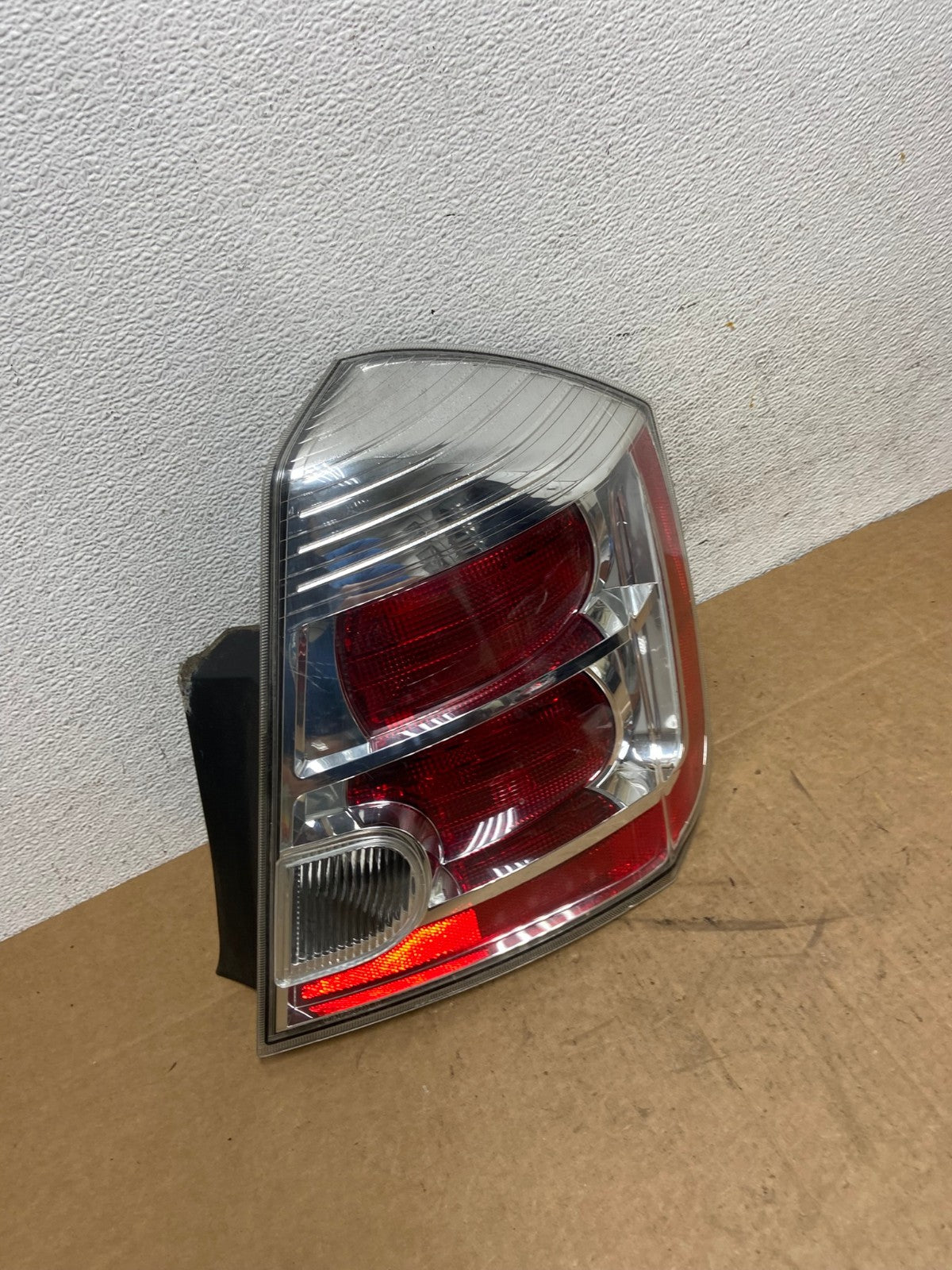 2007 to 2012 Nissan Sentra Right Passenger Rh Side Tail Light AD6096 LK2