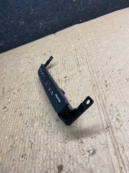 2013 - 2017 GMC Acadia Center Dash Hazard Warning Switch AF1734 DG2
