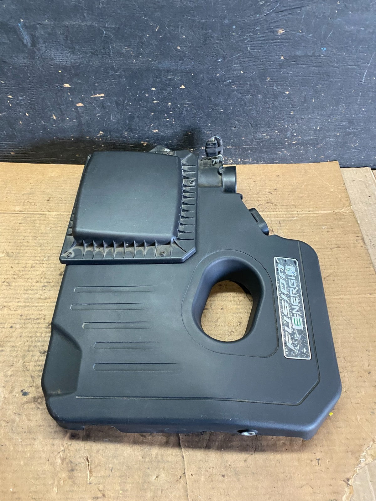 2013 to 2020 Ford Fusion Engine Motor Cover Shield  Black q8606 DG3