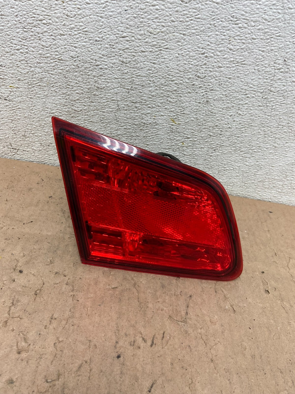 2010-2014 Subaru Legacy Left Driver Lh Side Tail Light Inner Oem J6666 DW0