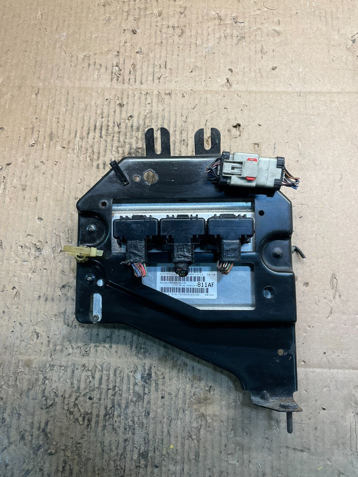 2002 Jeep Grand Cherokee 4.7L ECM ECU Engine Control Computer Module U8995 DG0