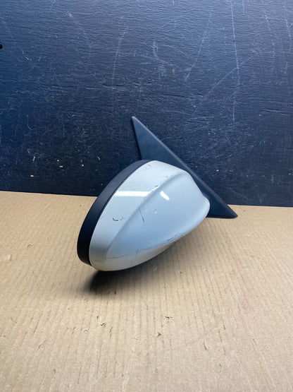 2006 to 2008 BMW 325i Right Passenger Side View Door Mirror AG3942 DW1