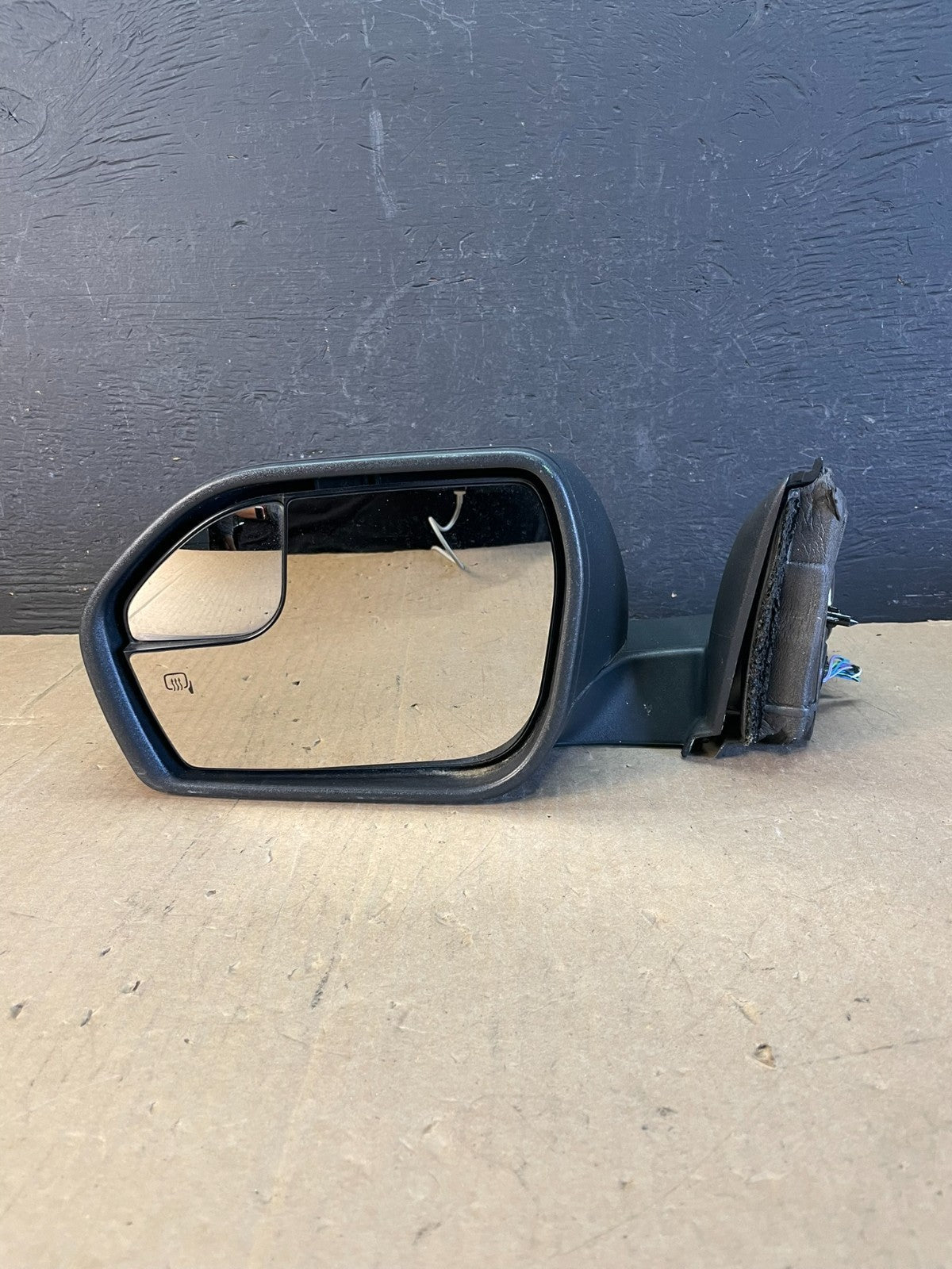 2020 to 2022 Ford Explorer Left Driver LH Side View Door Mirror AD5662 DW5