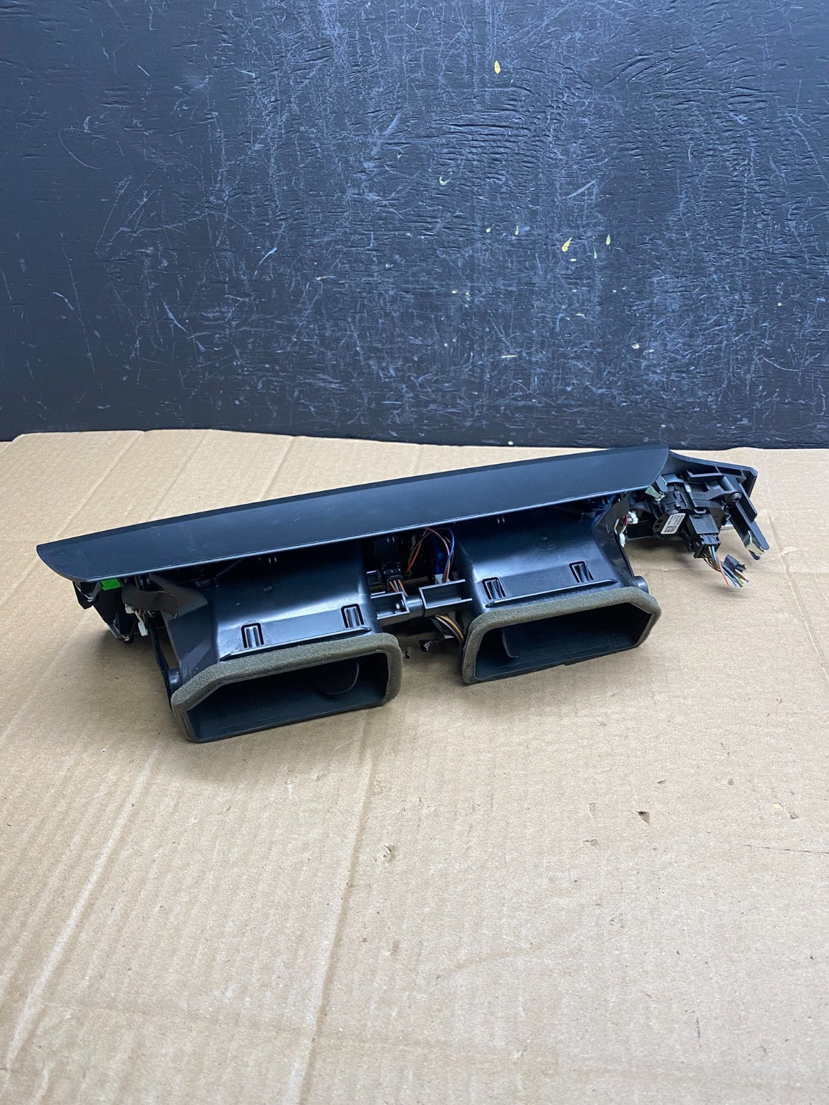 2011- 2017 BMW X3 F25 Center Dash Trim Molding w/ Air Vents AC9337 DG4