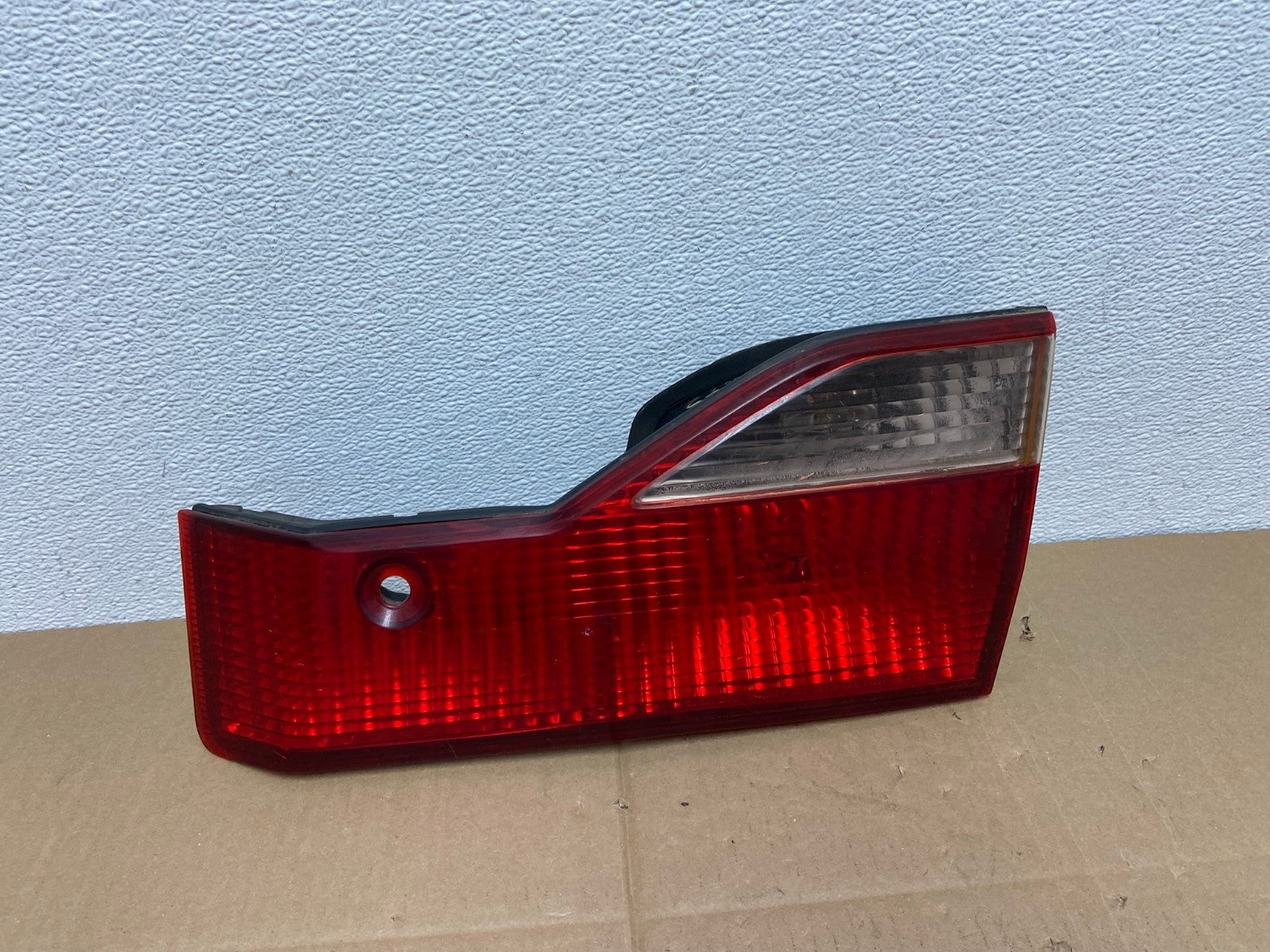 1998 to 2000 Honda Accord Right Passenger Side Inner Tail Light OEM AB8075 LK0