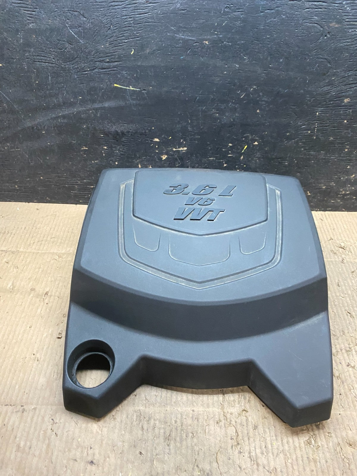 2008 to 2009 Saturn Vue 3.6L Engine Motor Cover OEM T9886 DG0