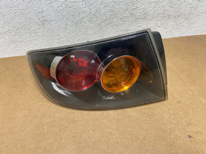 2004 2005 Mazda 3 Left Driver LH Side Tail Light AE2923 LK0