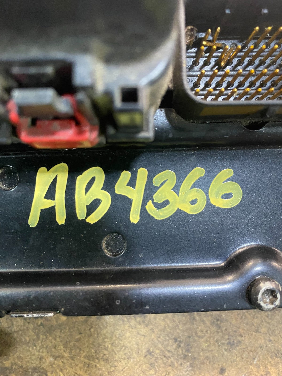 2005 Dodge Magnum Charger 3.5L Engine Control Unit ECU 04896403AU ab4366 DG3
