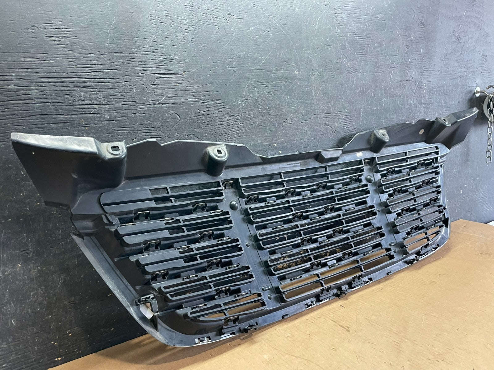2009 to 2011 Freightliner Sprinter Front Upper Chrome Grill Grille aa2224 DG5