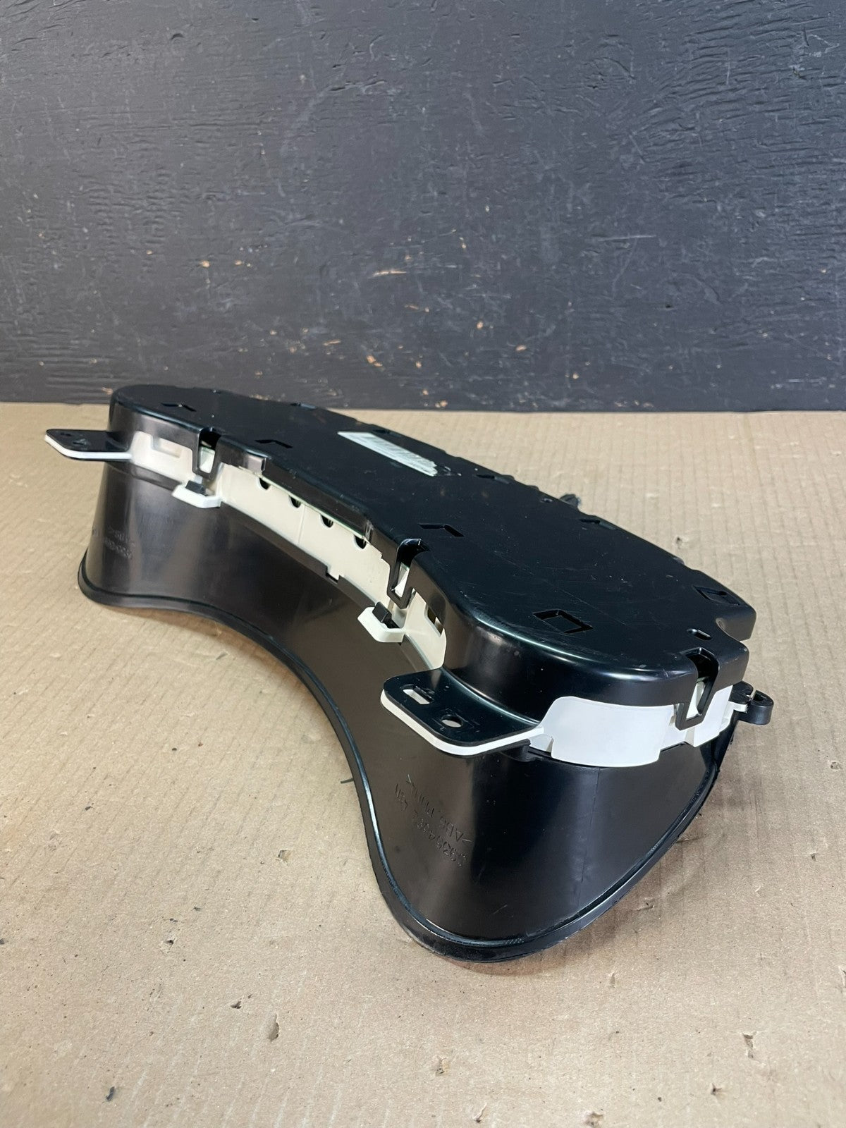 2002 to 2005 Chevrolet Trailblazer Speedometer Cluster Gauge AE3669 DG5