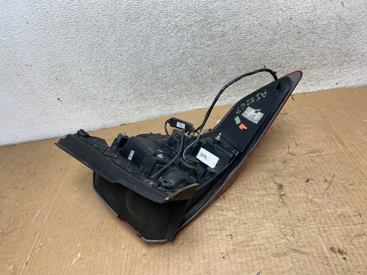 2016 -2019 Ford Explorer Right Passenger Side Rh Tail light AI8267 LK5