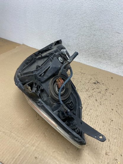 2006 to 2010 Toyota Sienna Right Passenger Rh Side Headlight Halogen AF7250 DW8
